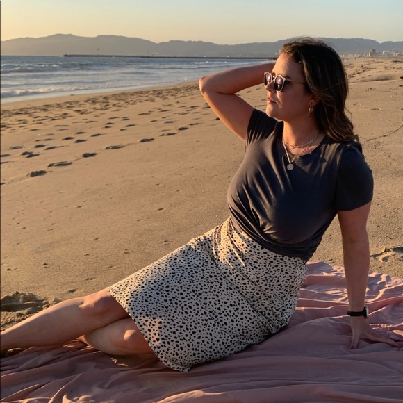 Grey Twist Front Top Crop - Picture 3 of 6